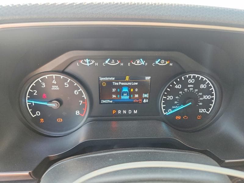 2023 FORD F150 SUPERCREW 9