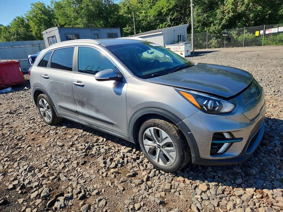 2022 KIA NIRO EV S 4