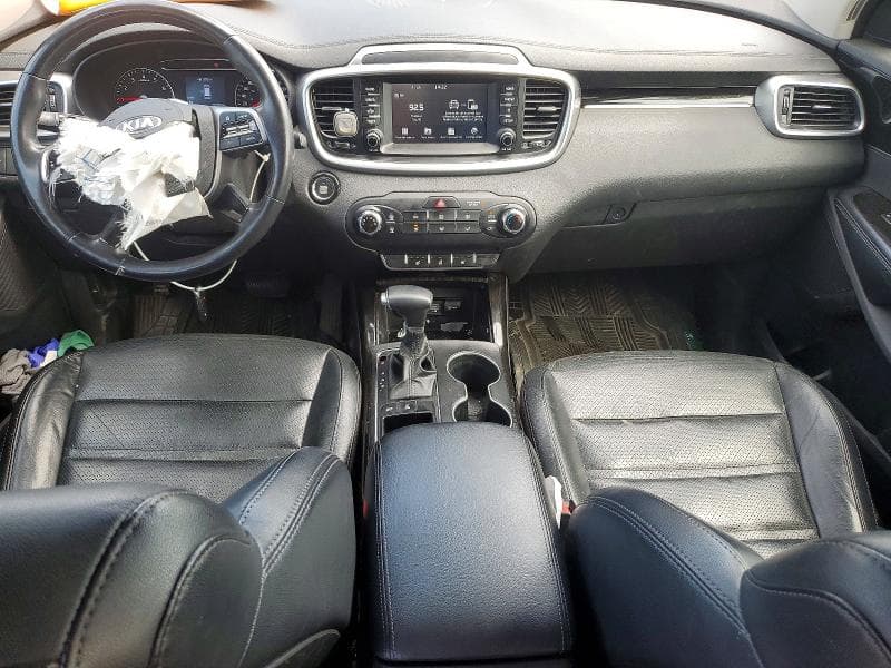 2019 KIA SORENTO EX 8