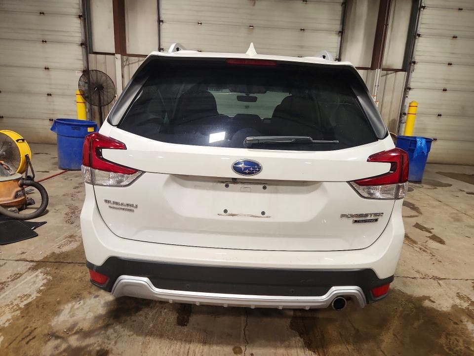 2023 SUBARU FORESTER TOURING 6