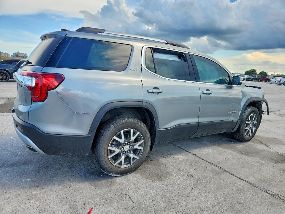 2023 GMC ACADIA SLE 3