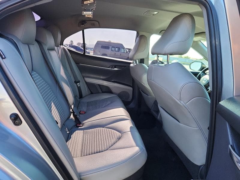 2021 TOYOTA CAMRY SE 10