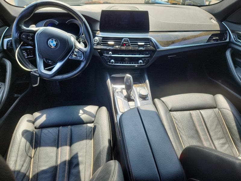 2018 BMW 530 XI 8