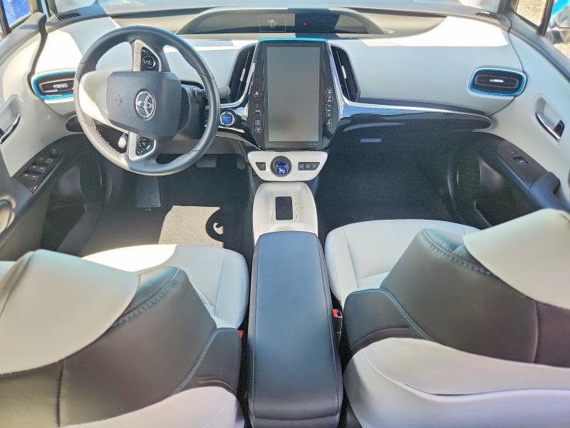 2018 TOYOTA PRIUS PRIME PREMIUM 8