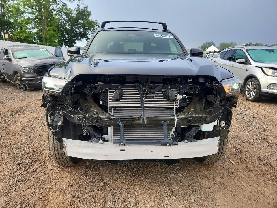 2025 TOYOTA TACOMA SR5 5