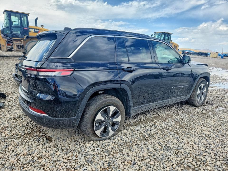 2025 JEEP GRAND CHEROKEE 4XE 3