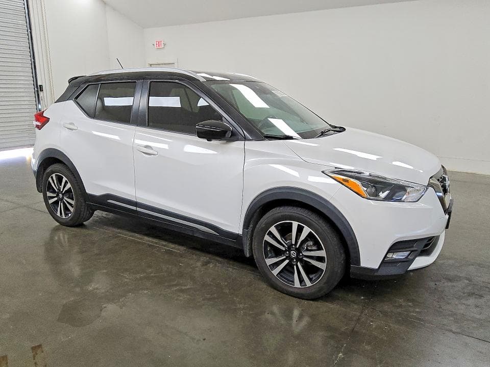 2020 NISSAN KICKS SR 4