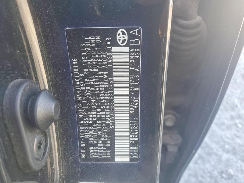 2018 TOYOTA COROLLA LE 12