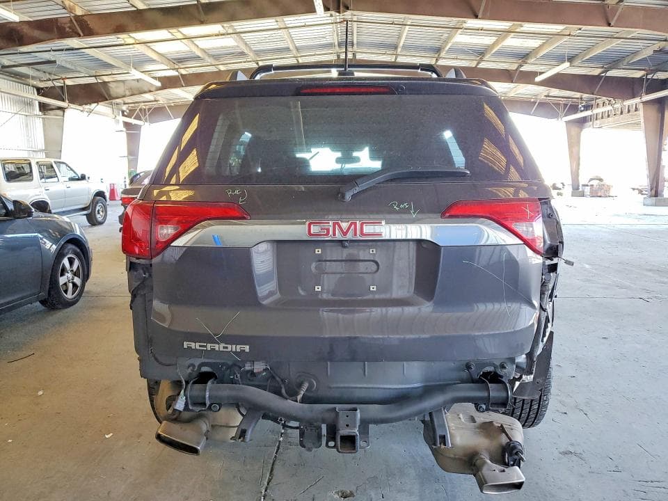 2018 GMC ACADIA DENALI 6