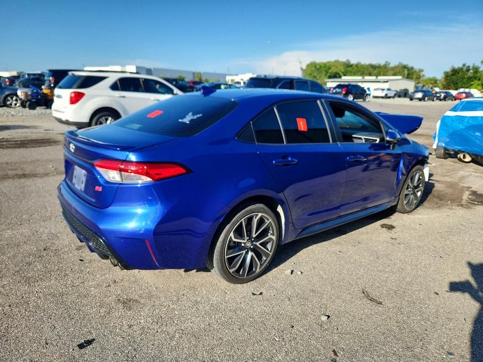 2020 TOYOTA COROLLA SE 3