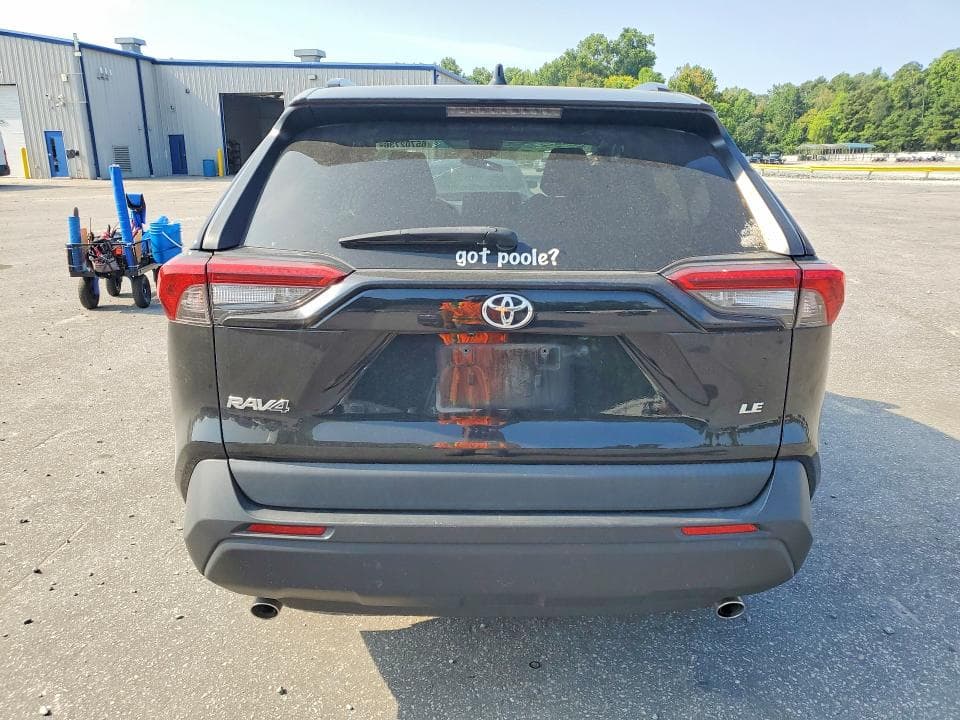 2021 TOYOTA RAV4 LE 6