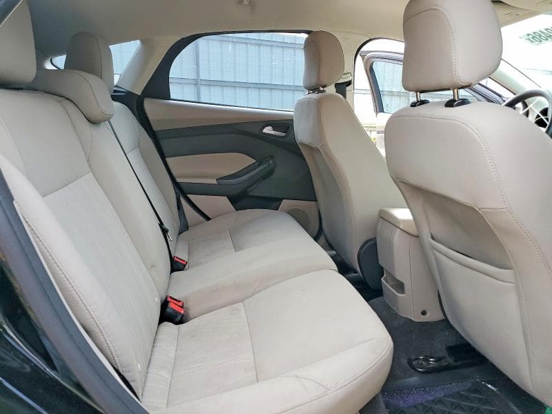 2018 FORD FOCUS SE 10
