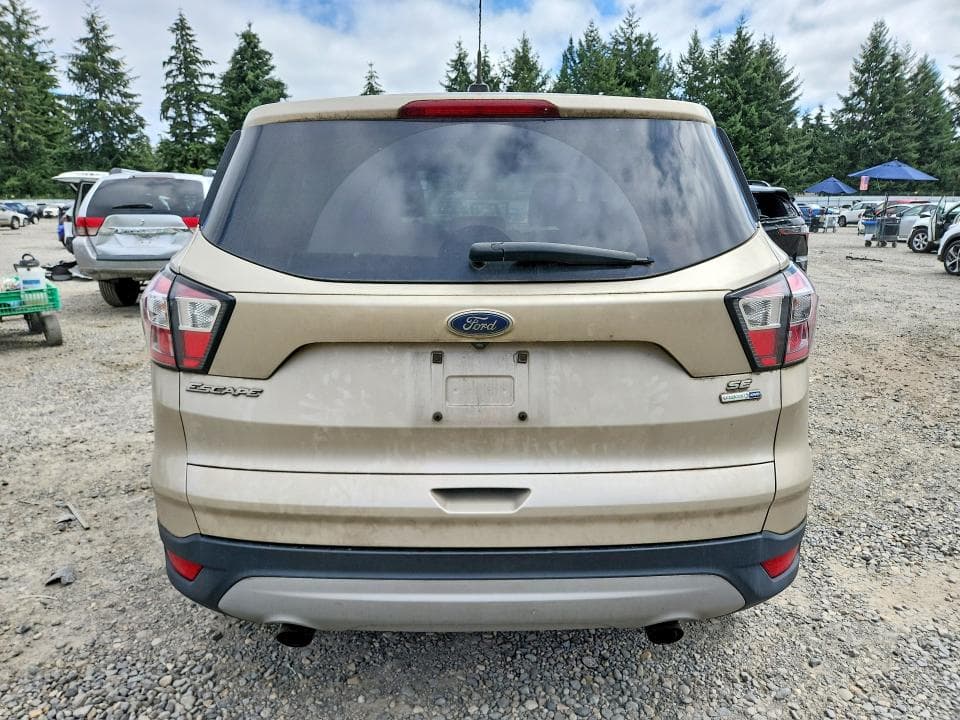 2017 FORD ESCAPE SE 6