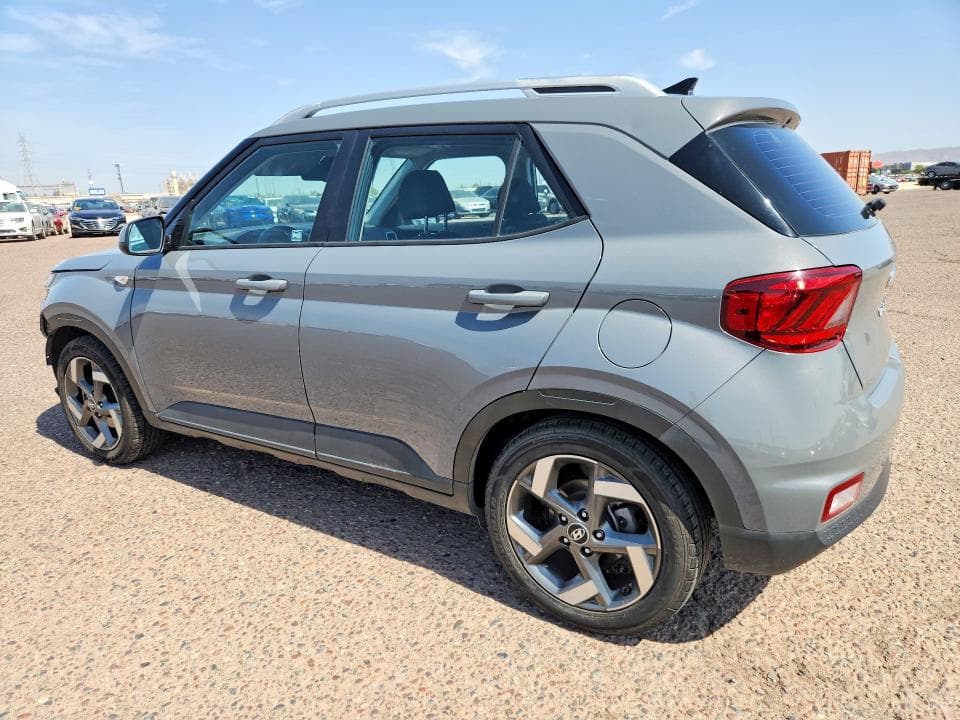 2021 HYUNDAI VENUE SEL 2