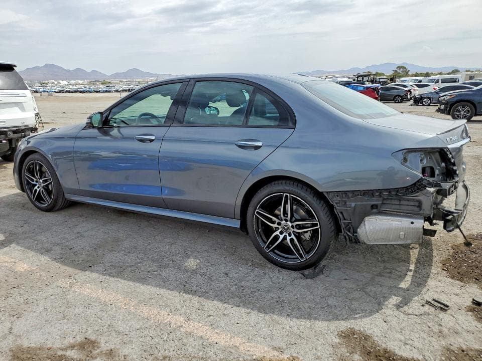 2019 MERCEDES-BENZ E 300 2