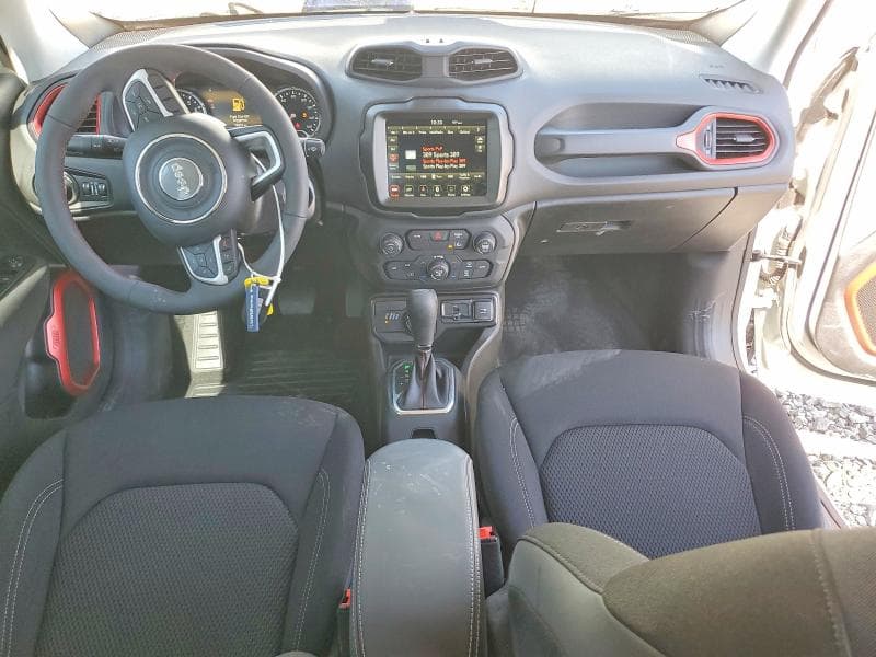 2023 JEEP RENEGADE LATITUDE 8