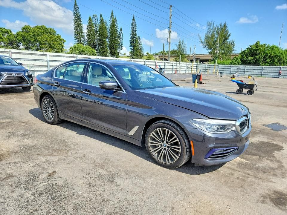 2017 BMW 540 XI 4