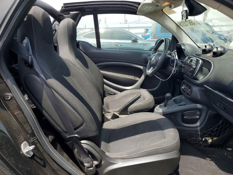 2017 SMART FORTWO 10