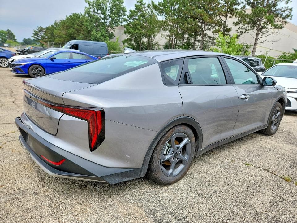 2026 KIA K4 LXS 3