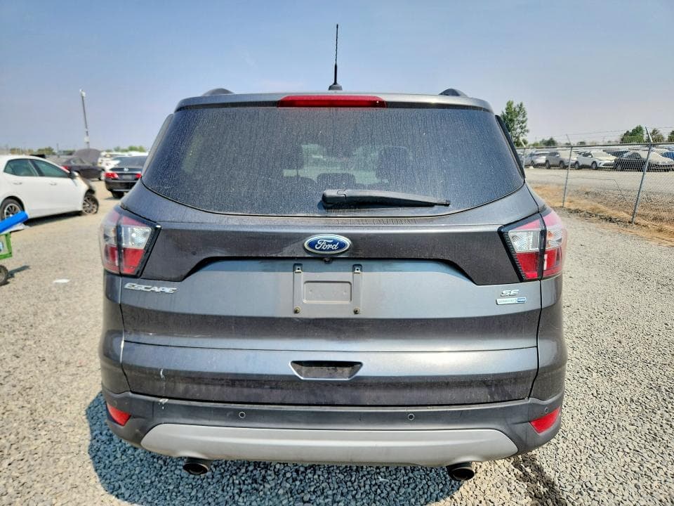 2017 FORD ESCAPE SE 6