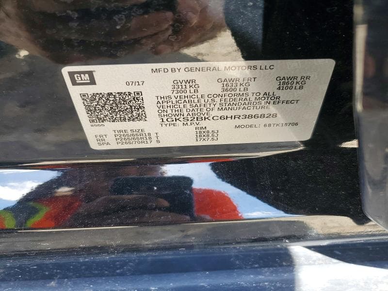 2017 GMC YUKON SLT 13