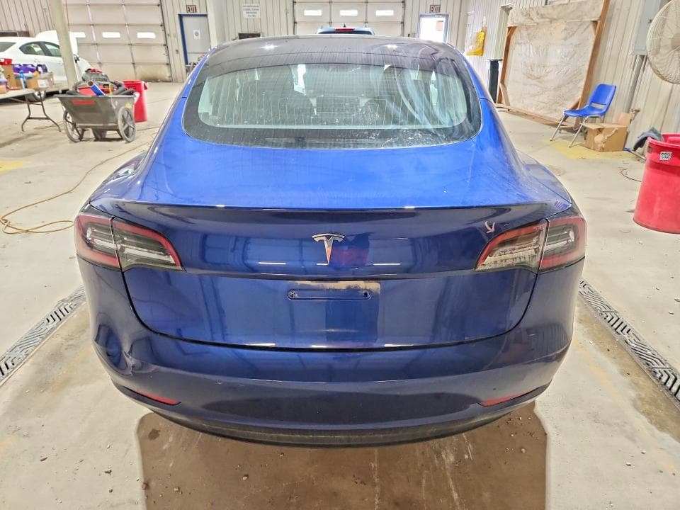 2020 TESLA MODEL 3 6