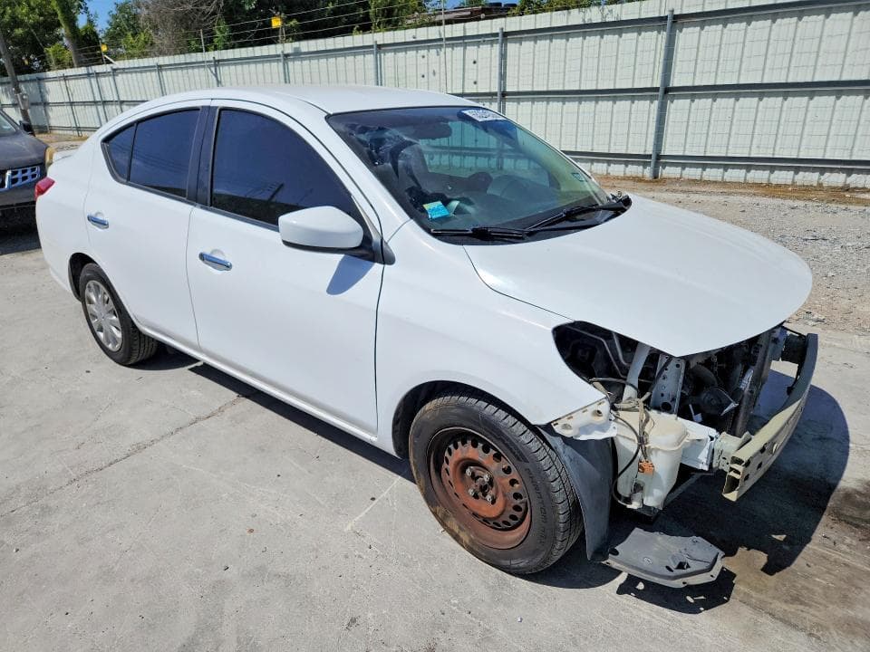 2019 NISSAN VERSA SV 4