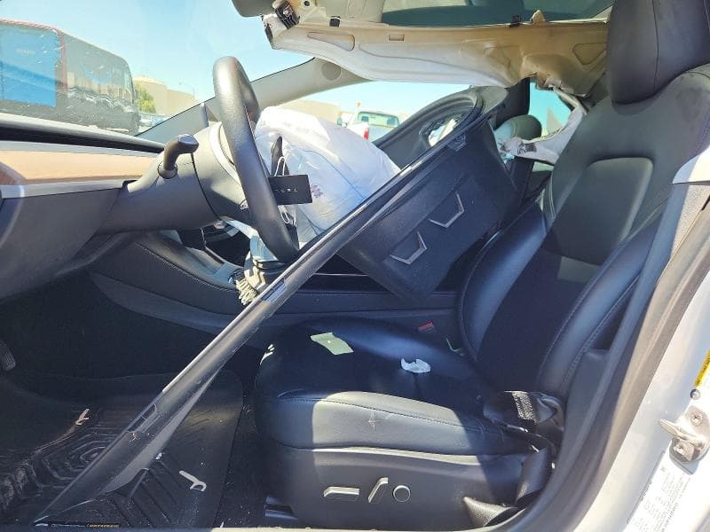 2023 TESLA MODEL 3 7