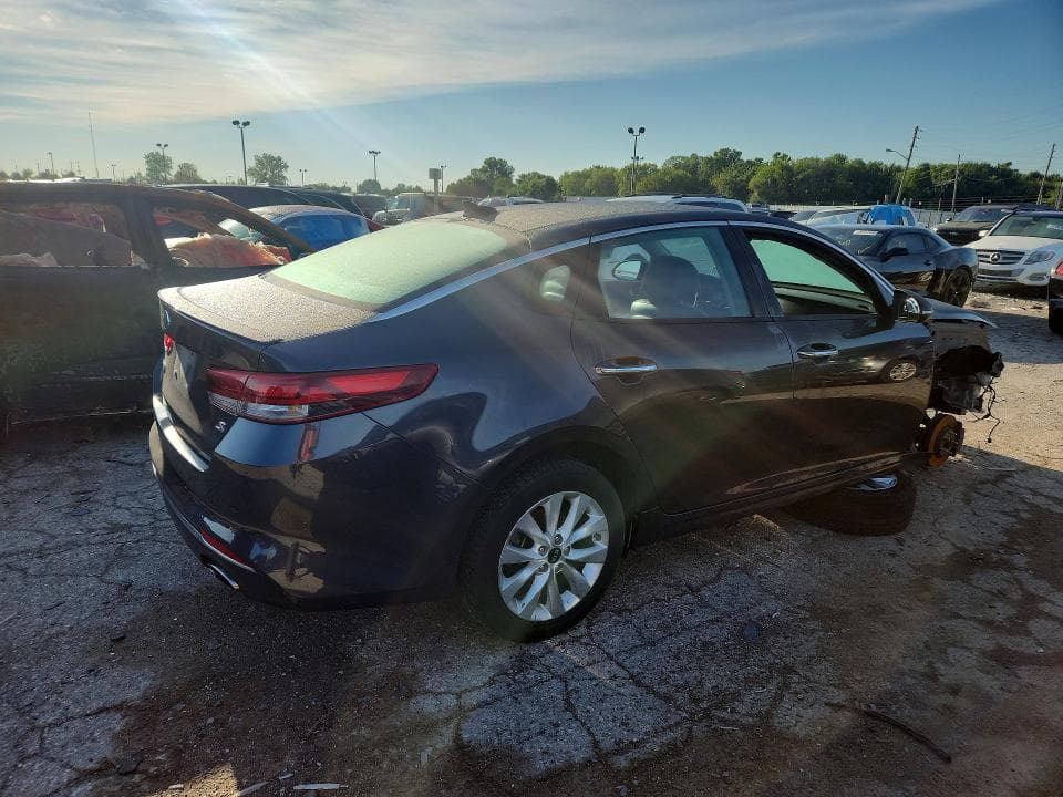 2018 KIA OPTIMA S 3