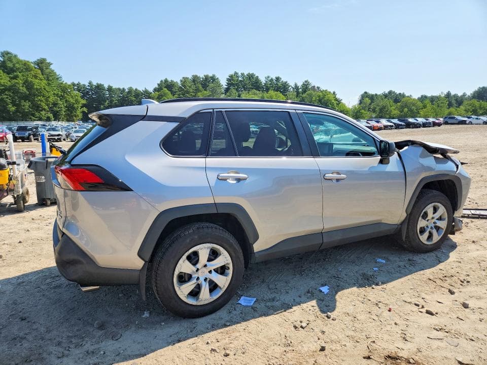 2021 TOYOTA RAV4 LE 3