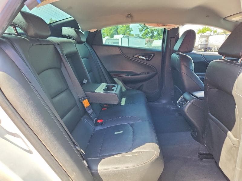 2017 CHEVROLET MALIBU LT 10