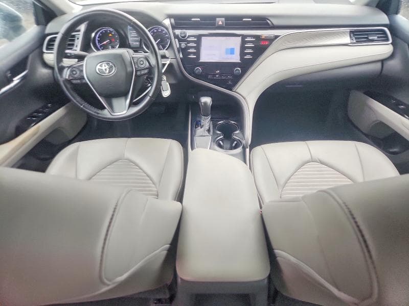 2019 TOYOTA CAMRY SE 8