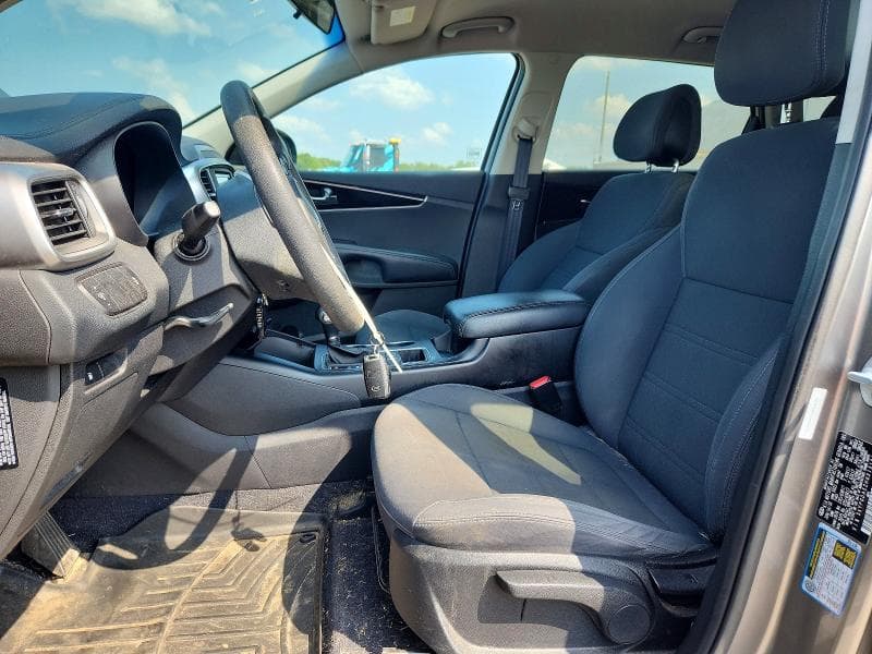 2017 KIA SORENTO LX V6 7