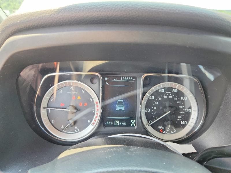 2017 NISSAN TITAN XD SV 9