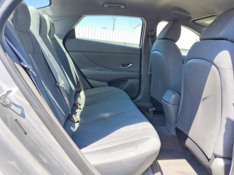 2021 HYUNDAI ELANTRA SEL 10