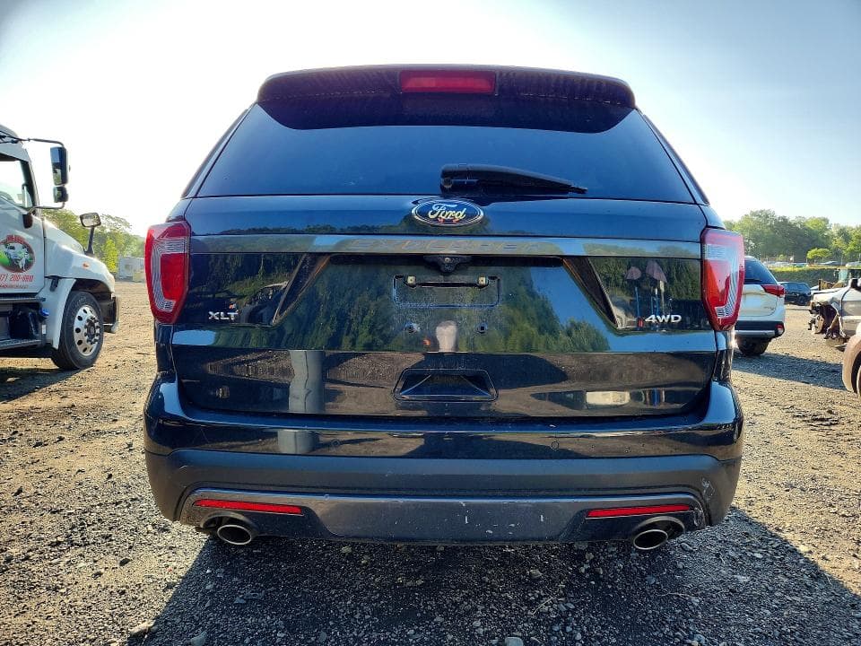 2017 FORD EXPLORER XLT 6