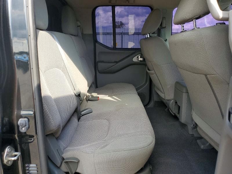 2019 NISSAN FRONTIER SV 10