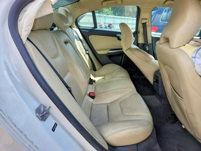 2017 VOLVO S60 DYNAMIC 10