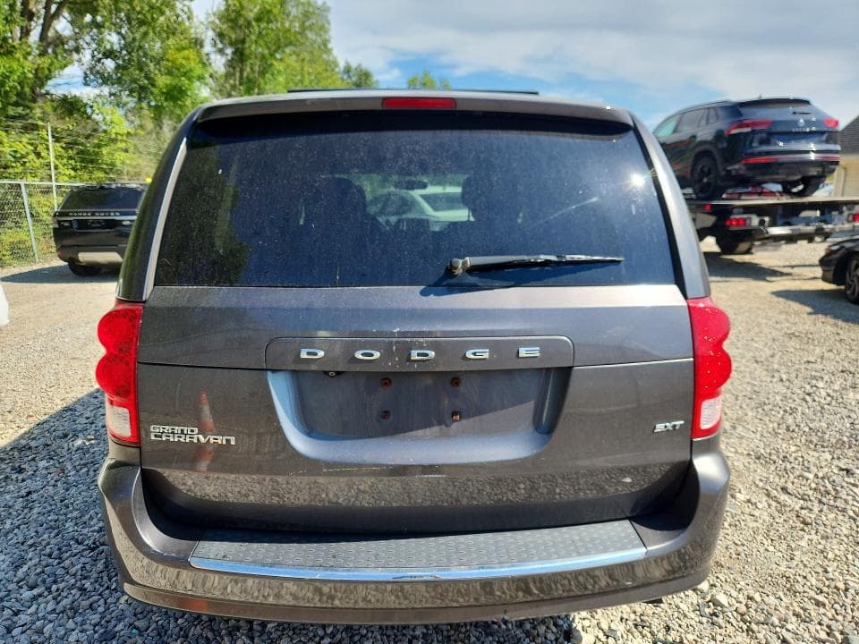 2017 DODGE GRAND CARAVAN SXT 6