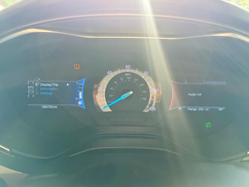 2020 FORD FUSION SE 8