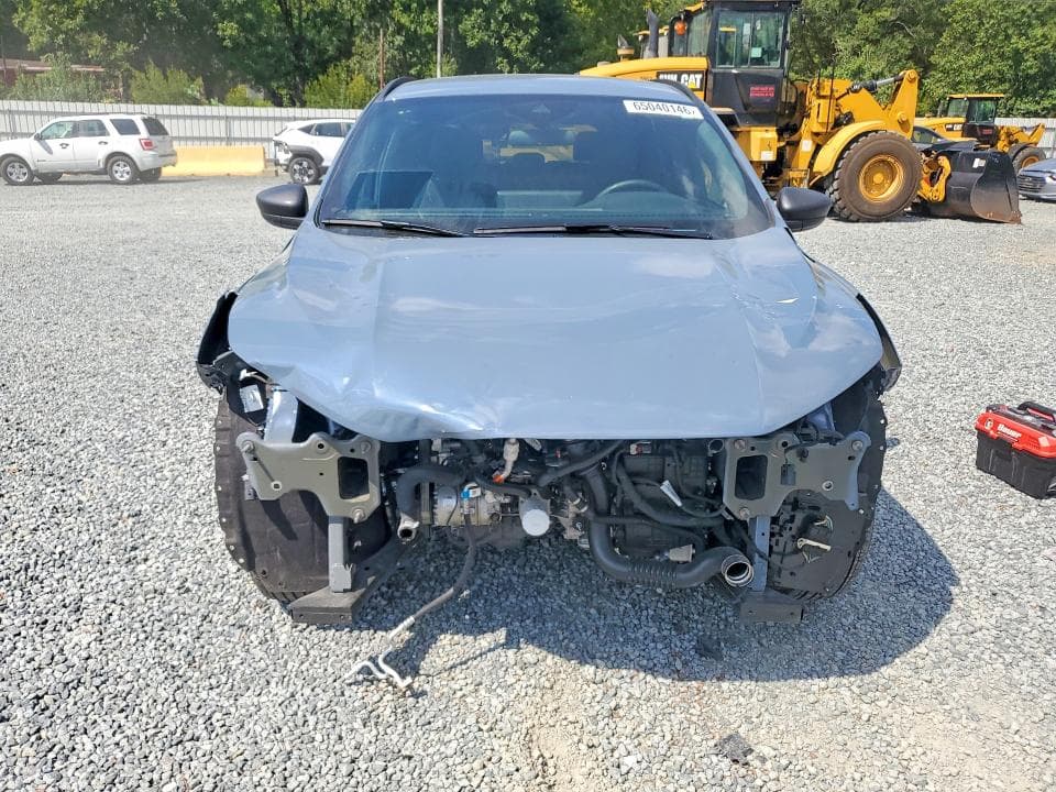2024 FORD ESCAPE ST LINE 5