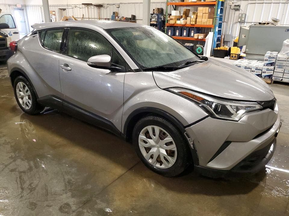 2019 TOYOTA C-HR LE 4
