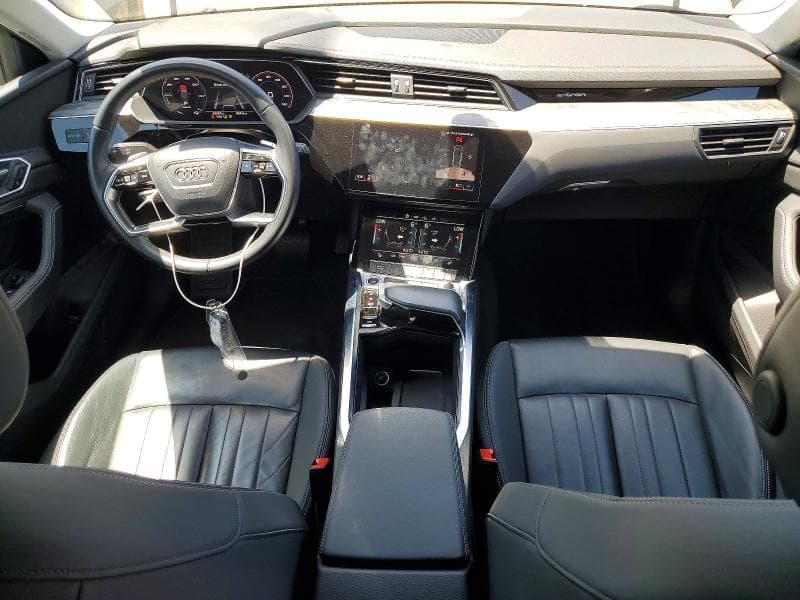 2021 AUDI E-TRON PREMIUM 8