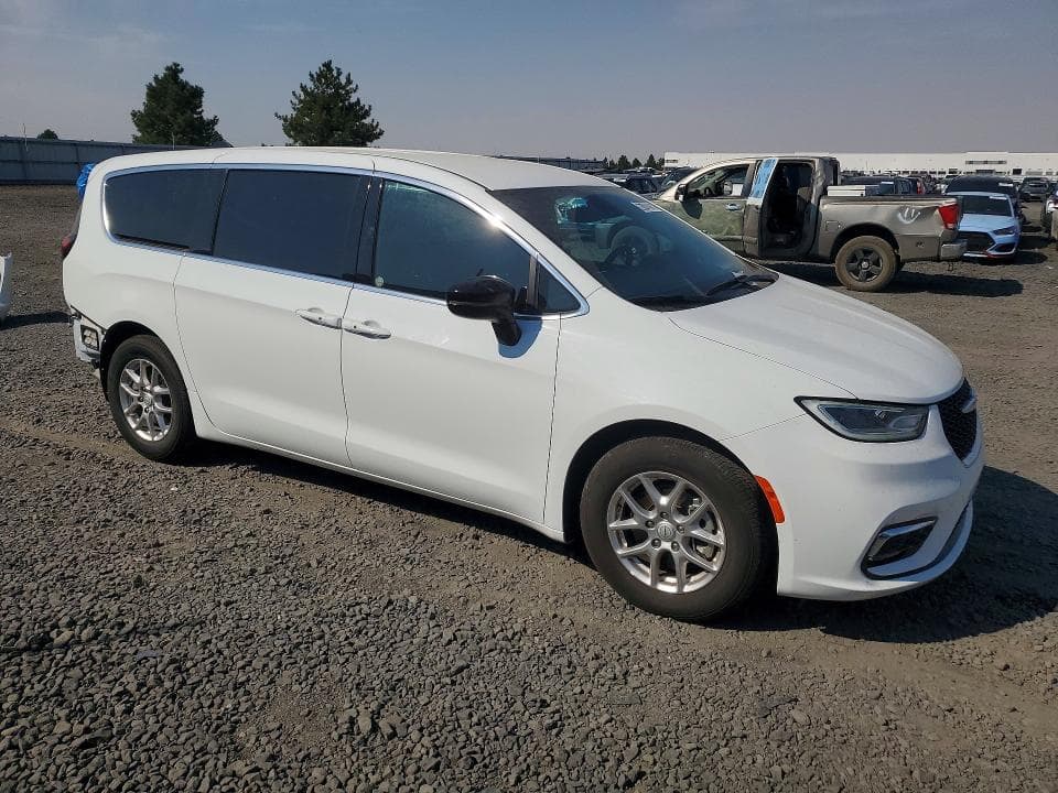 2026 CHRYSLER PACIFICA SELECT 4