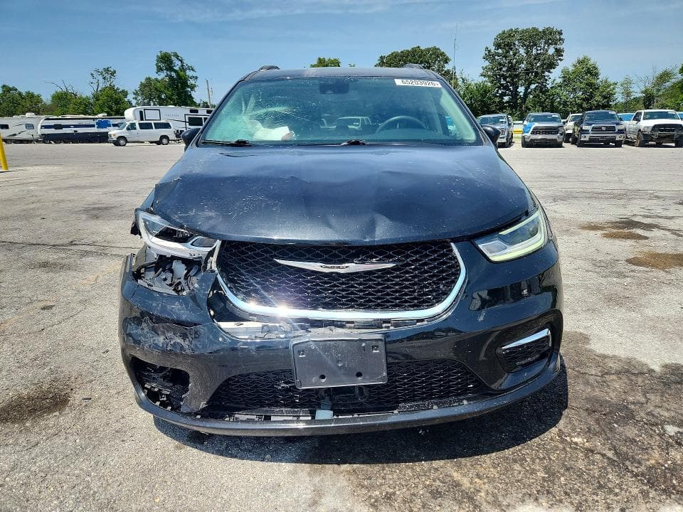 2022 CHRYSLER PACIFICA TOURING L 5