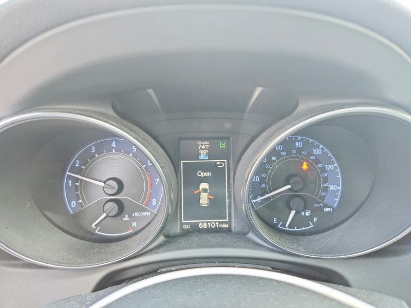 2017 TOYOTA COROLLA IM BASE 9
