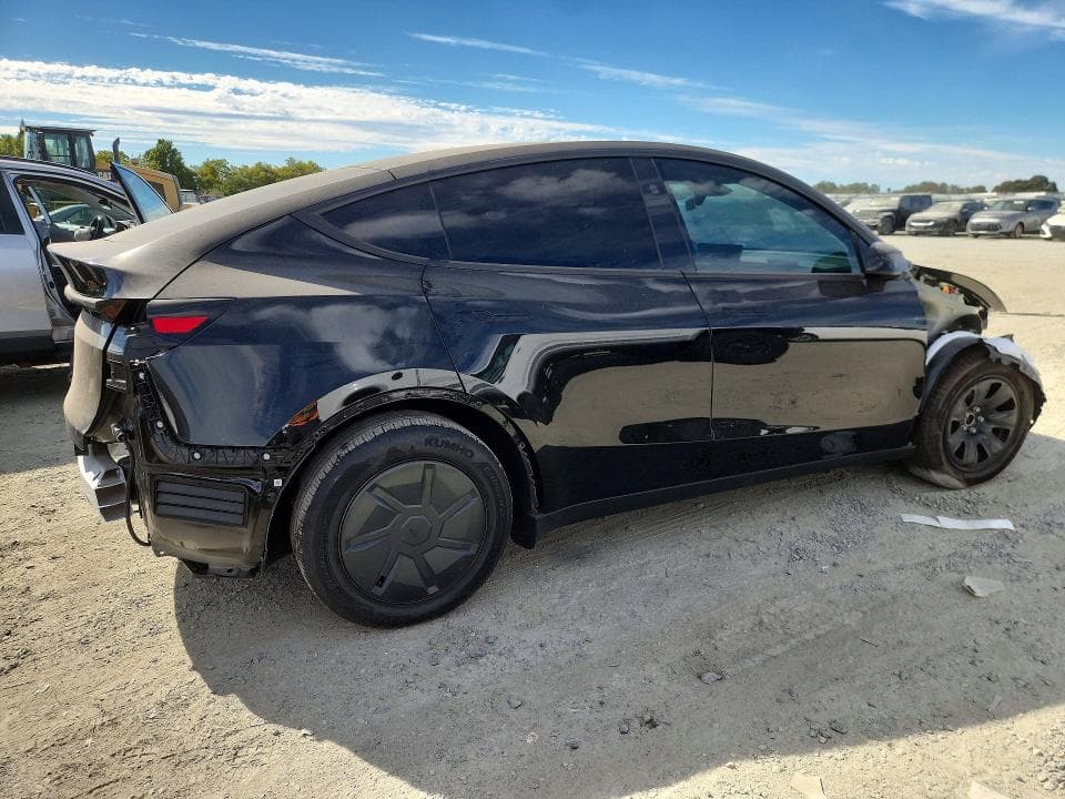 2026 TESLA MODEL Y 3