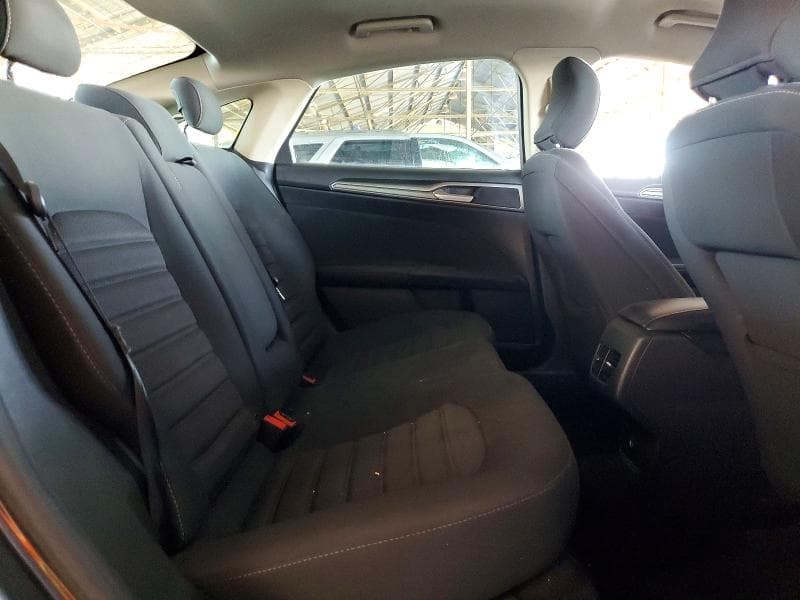 2019 FORD FUSION SE 10