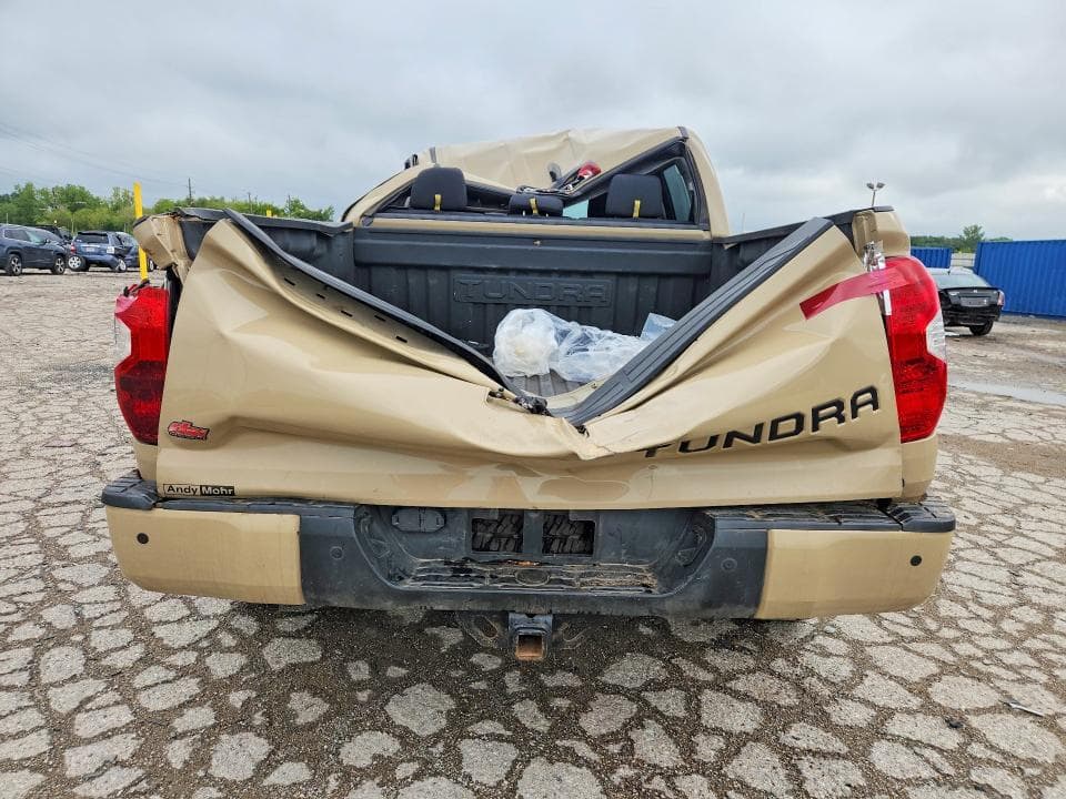 2020 TOYOTA TUNDRA SR5 6