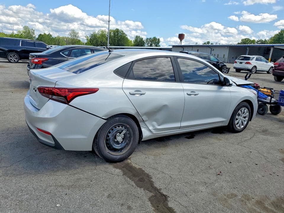 2019 HYUNDAI ACCENT SE 3